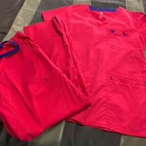 Med Couture scrubs 🤓